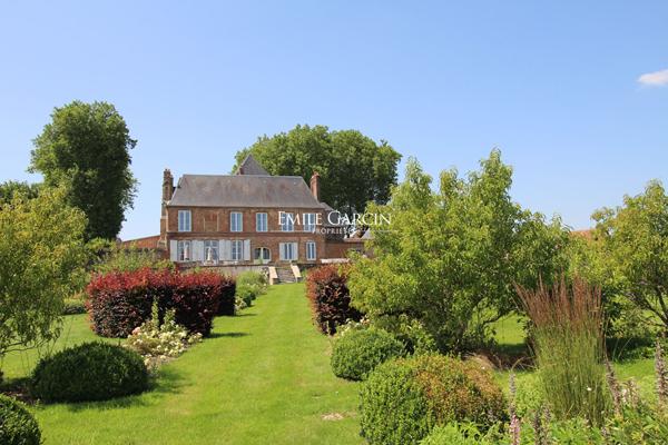 À VENDRE - Seine-Maritime. Manoir avec dépendances et piscine sur plus de 4 hectares de parc