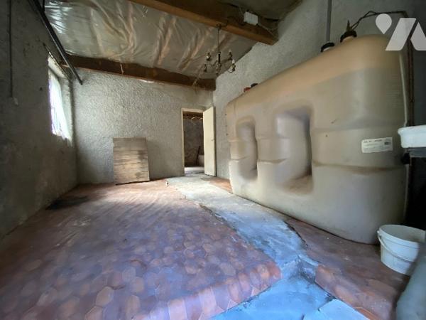 Amoureux de la nature, maison de 50m² plus sous-sol, terrain de 534m²