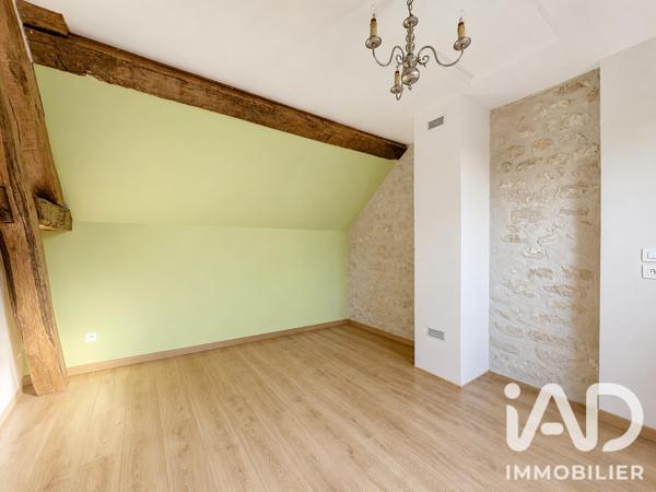 Location maison 4 pièces 88 m² Coulangeron