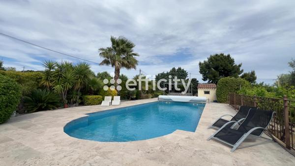 Maison
         5 pièces
        - 145 m² 698 000 € *