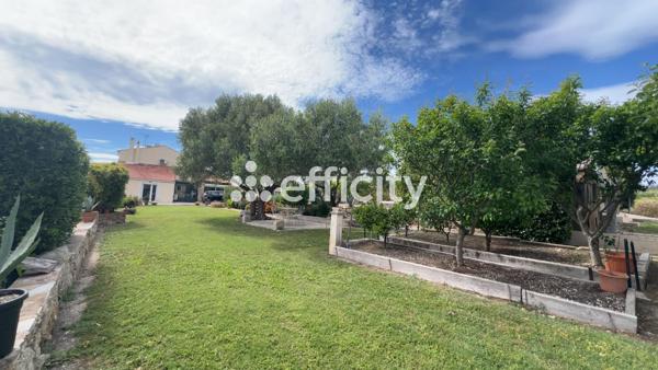 Maison
         5 pièces
        - 145 m² 698 000 € *