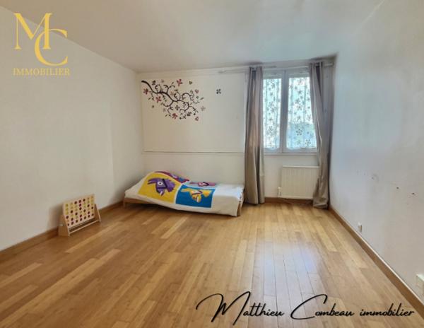 Montigny-le-Bretonneux (78180) Appartement 4 pièces 3 chambres 95,03m² proche gare