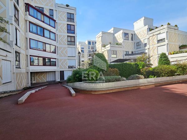 Appartement Neuilly Sur Marne 5 pièce(s) 103.25 m2
