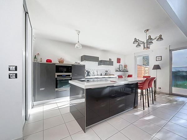 Auzeville-Tolosane 5 pièces de standing de 110m² avec jardin