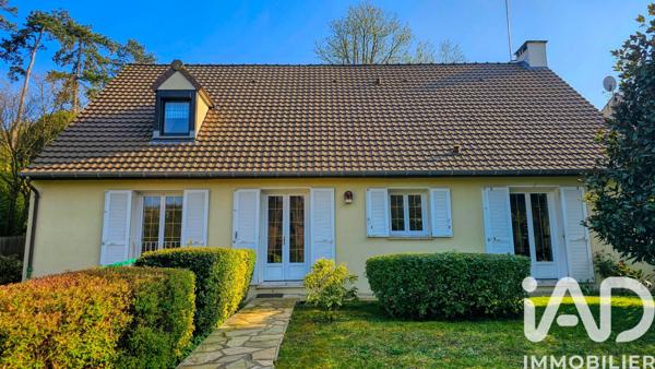 Maison à vendre 8 pièces 210 m² L'Étang-la-Ville