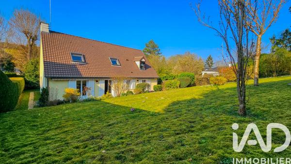 Maison à vendre 8 pièces 210 m² L'Étang-la-Ville