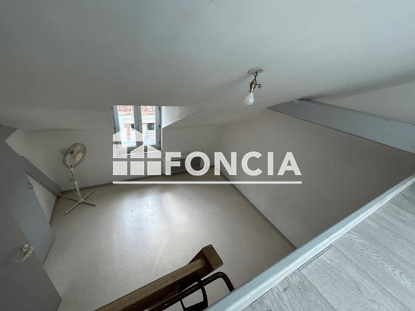 Location Studio 18.41 m² - 23 RUE DE CLEVES Charleville Mezieres 08000