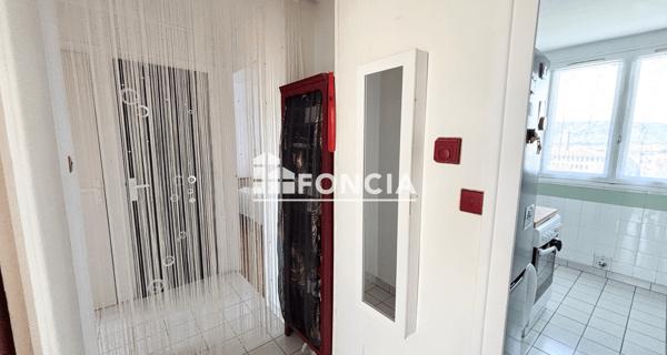 Location Appartement 4 pièces 63.3 m² - Bourg-lès-valence 26500