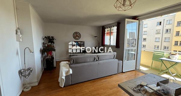Location Appartement 4 pièces 63.3 m² - Bourg-lès-valence 26500