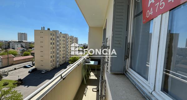Location Appartement 4 pièces 63.3 m² - Bourg-lès-valence 26500