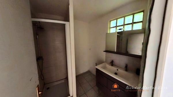 T3 lumineux 67 m² avec box de 20 m² — Bagnols-sur-Cèze