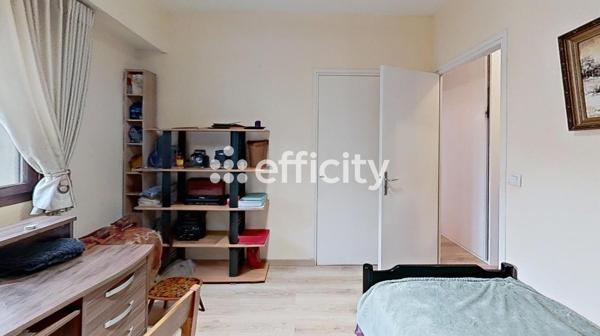 Appartement
         3 pièces
        - 84 m² Bien prestige 428 000 € *