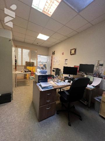***VENTE NOTARIALE INTERACTIVE***
EMPLACEMENT STRATÉGIQUE AU COEUR DE LA VILLE DE DOLE (JURA)