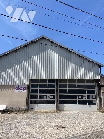 ***VENTE NOTARIALE INTERACTIVE***
EMPLACEMENT STRATÉGIQUE AU COEUR DE LA VILLE DE DOLE (JURA)