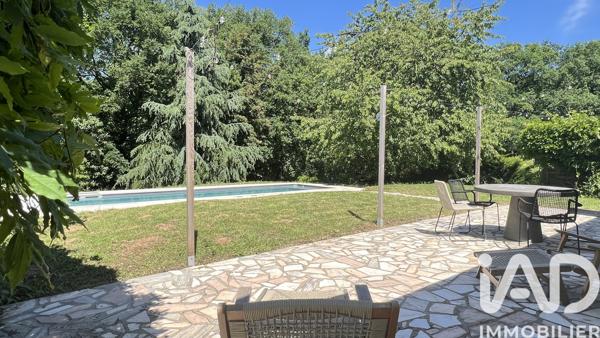 Maison à vendre 5 pièces 109 m² Saint-Ouen-les-Vignes