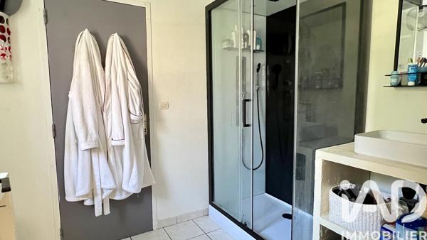 Maison à vendre 5 pièces 109 m² Saint-Ouen-les-Vignes