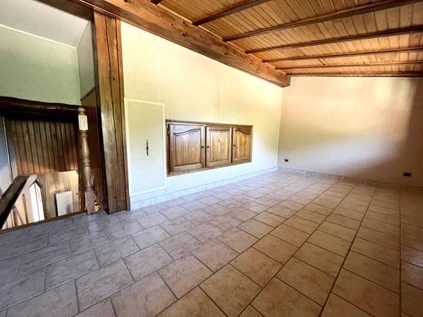 Maison de village Lantosque 2 pièces 27 m2 et jardin 25m2 Vue montagnes