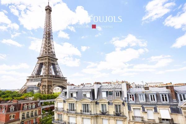 Paris 7 Bourdonnais / Champ de Mars : appartement de 271 m² au 6ème étage avec balcons vues Tour Eiffel