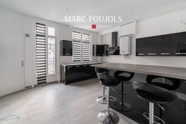 Paris 7 Bourdonnais / Champ de Mars : appartement de 271 m² au 6ème étage avec balcons vues Tour Eiffel