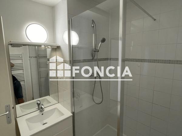 Location Appartement 2 pièces 53.69 m² - 8 RUE DES MARRONNIERS Fontaine 38600