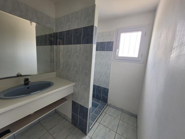 SALLERTAINE, au calme d'une impasse