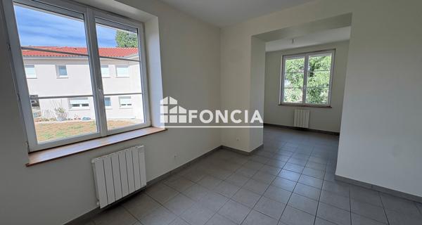 Location Appartement 4 pièces 89.12 m² - Meximieux 01800