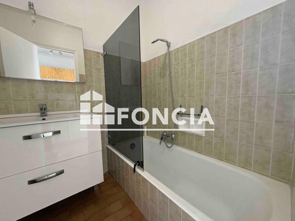 Location Studio 29.85 m² - Cannes La Bocca 06150