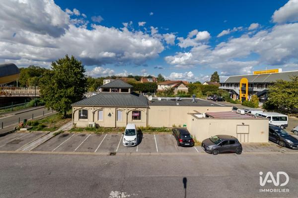 Location boutique/local commercial 1 000 m² Saint-Cyr-l'École