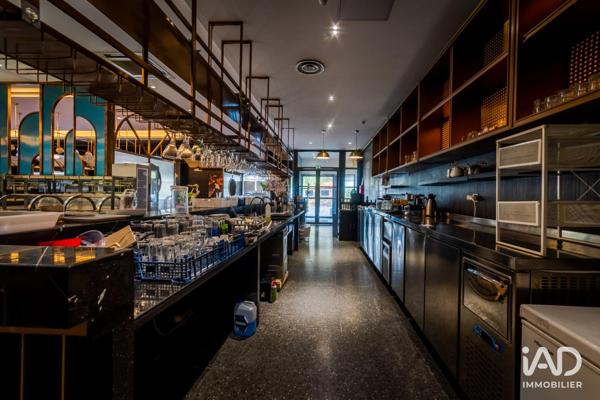 Location boutique/local commercial 1 000 m² Saint-Cyr-l'École