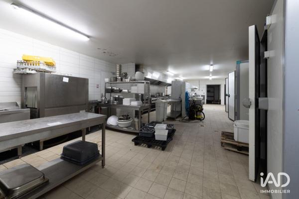 Location boutique/local commercial 1 000 m² Saint-Cyr-l'École