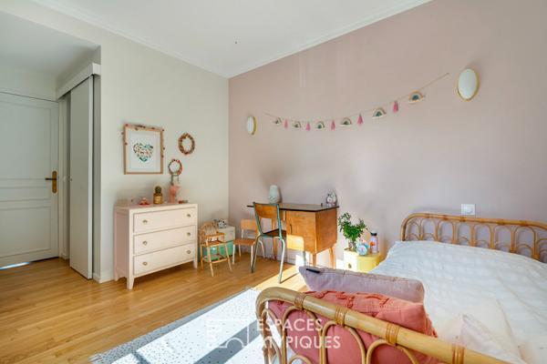 Maison de maître du XIXème sur les bords de Marne à Créteil village