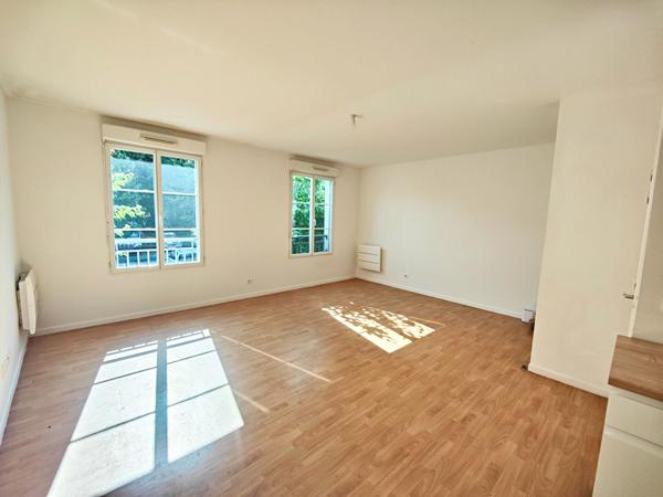 Appartement Vert St Denis 1 pièce(s) 33.27 m2