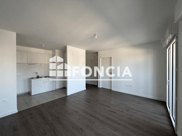Location Appartement 2 pièces 42.77 m² - 16 AVENUE BREBANT Reims 51100