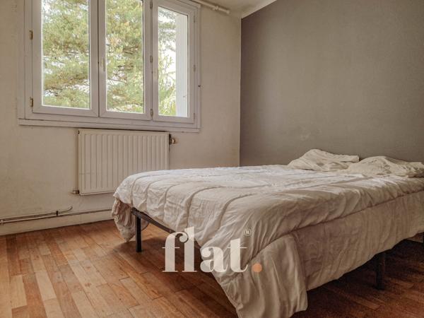 3 pièces de 72m2 - appartement bld michelet - DPE D - 2 chambres - 1 place de stationnement - sans travaux