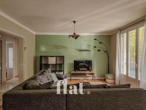 3 pièces de 72m2 - appartement bld michelet - DPE D - 2 chambres - 1 place de stationnement - sans travaux