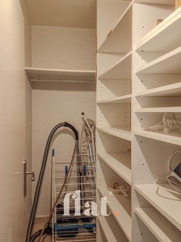 3 pièces de 72m2 - appartement bld michelet - DPE D - 2 chambres - 1 place de stationnement - sans travaux