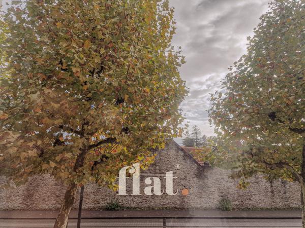 3 pièces de 72m2 - appartement bld michelet - DPE D - 2 chambres - 1 place de stationnement - sans travaux