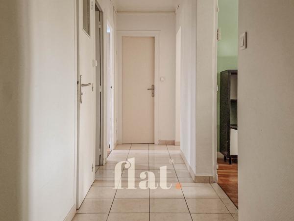 3 pièces de 72m2 - appartement bld michelet - DPE D - 2 chambres - 1 place de stationnement - sans travaux