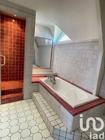 Maison à vendre 5 pièces 141 m² Saint-Pryvé-Saint-Mesmin