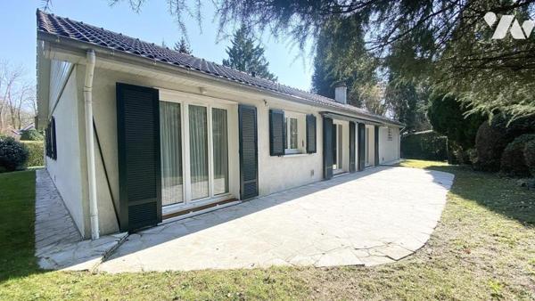 Charmante Maison de Plain-Pied dans le Domaine de Santeny.