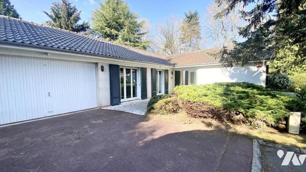 Charmante Maison de Plain-Pied dans le Domaine de Santeny.