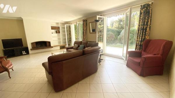 Charmante Maison de Plain-Pied dans le Domaine de Santeny.