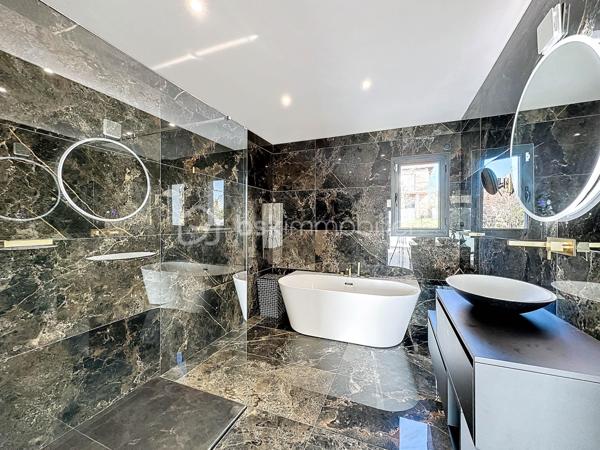 Maison contemporaine de 198 m²