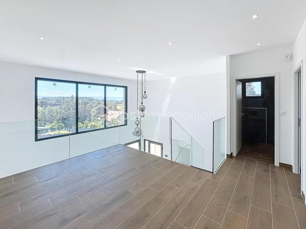 Maison contemporaine de 198 m²