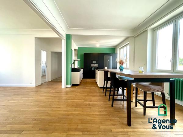 lorient nouvelle ville immeuble 3 plateaux terrasse grand garage et stationnement