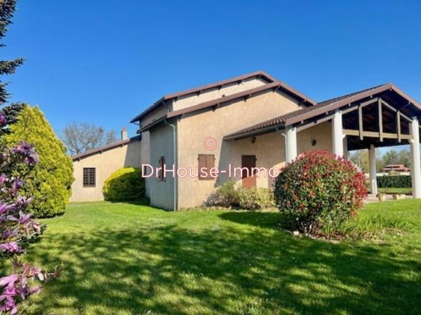 Maison à vendre 5 pièces de 221 m²