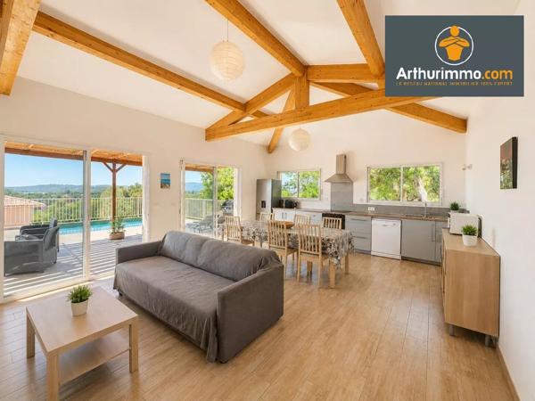 Vente                                                      Villa
                        
                     4 pièces                      100 m2                     à Porto-Vecchio