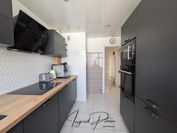 Appartement traversant à vendre - 4 pièces - 76m2 - BEZONS (95)