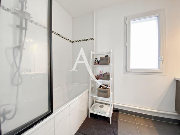 Appartement Bois D Arcy 3 pièce(s) 65.21 m2