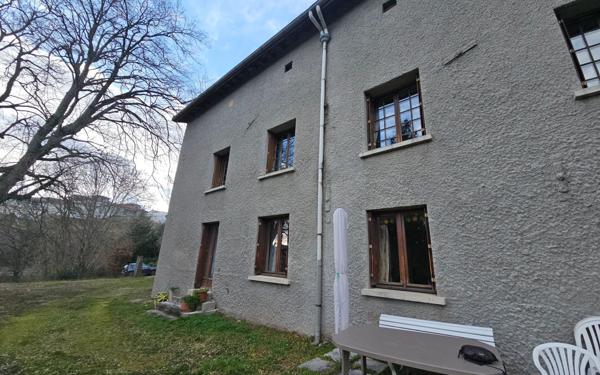 Maison à vendre    5 pièces • 207 m2 La Ricamarie